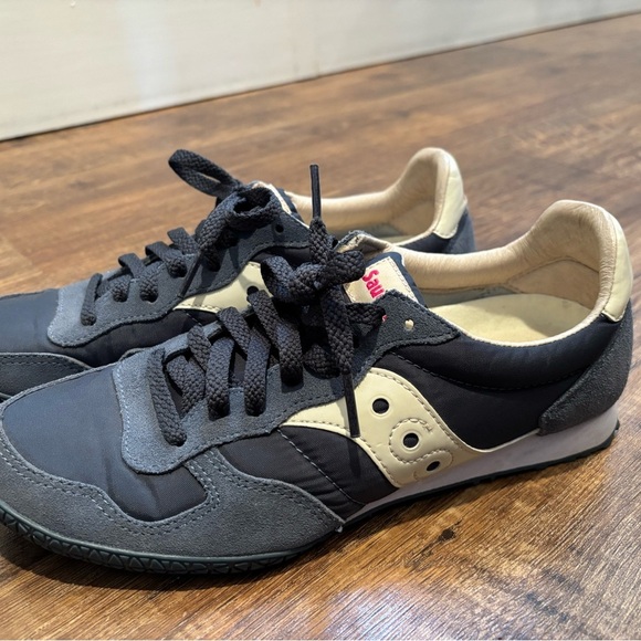 Saucony Retro Blue and Cream Sneakers casual women’s size 9 - Picture 12 of 12